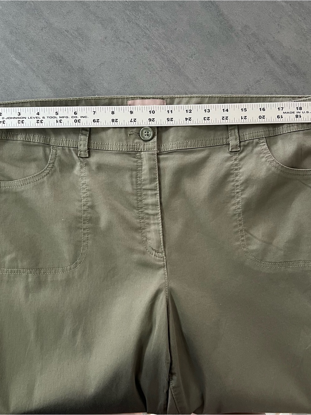 Chico's Army Green Ankle Tapered Cotton Pants Women’s Size XL - 3 - Cargo Pocket - Picture 7 of 9